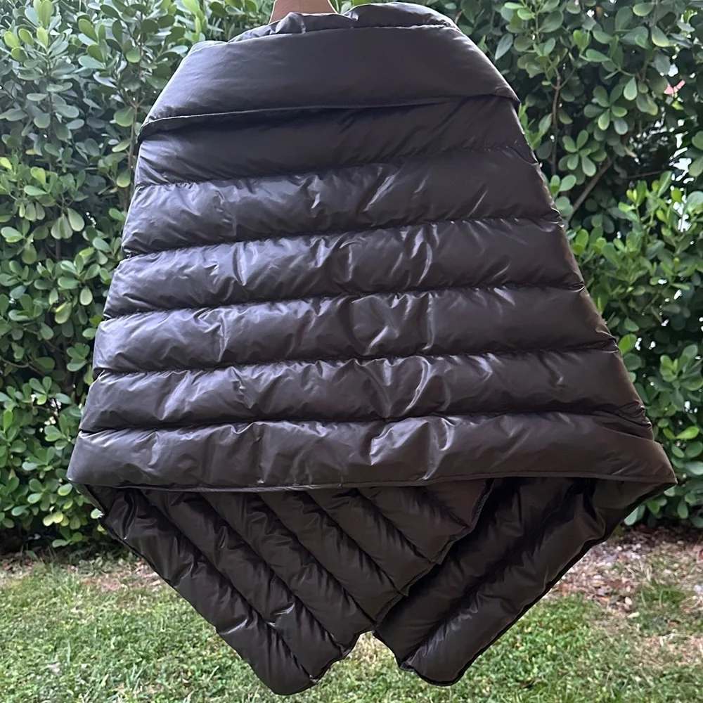Ralph Lauren Quilted down puffer Jacket shawl in Gray with silver buckle M/L - Picture 4 of 7